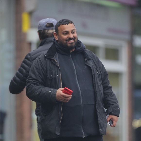 Meet your Posher, Gianluca - Picture 1 of 1